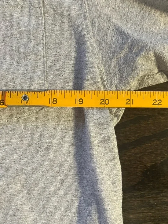 Carhartt Pocket T-Shirt Men’s Medium Loose Fit Grey Workwear Basic Tee - Picture 6 of 11